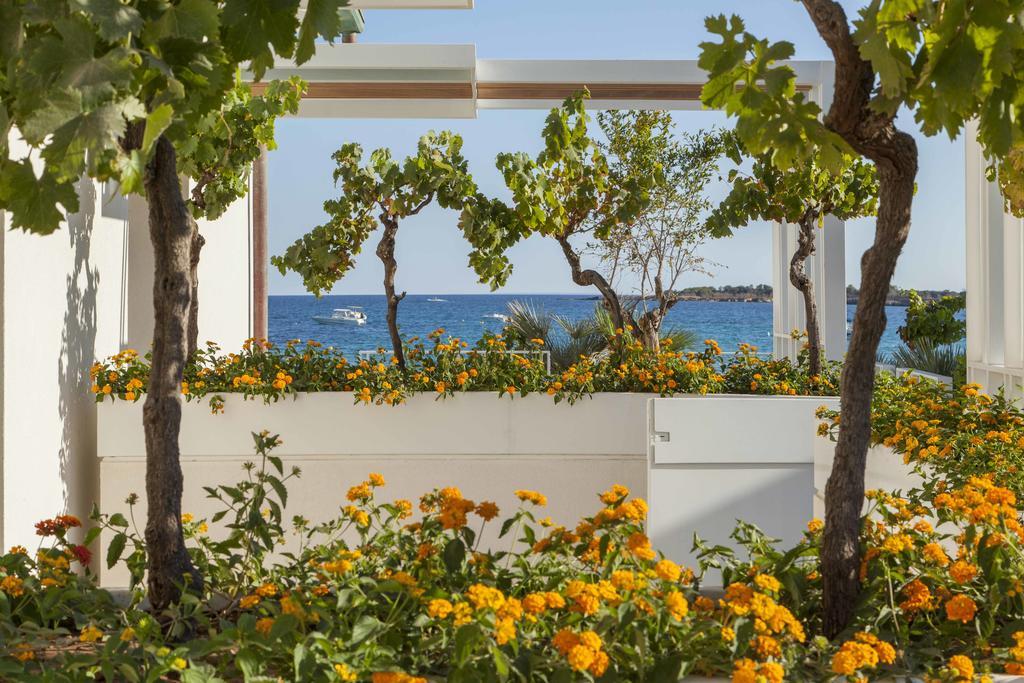 Calapetra Resort Fontane Bianche Bagian luar foto