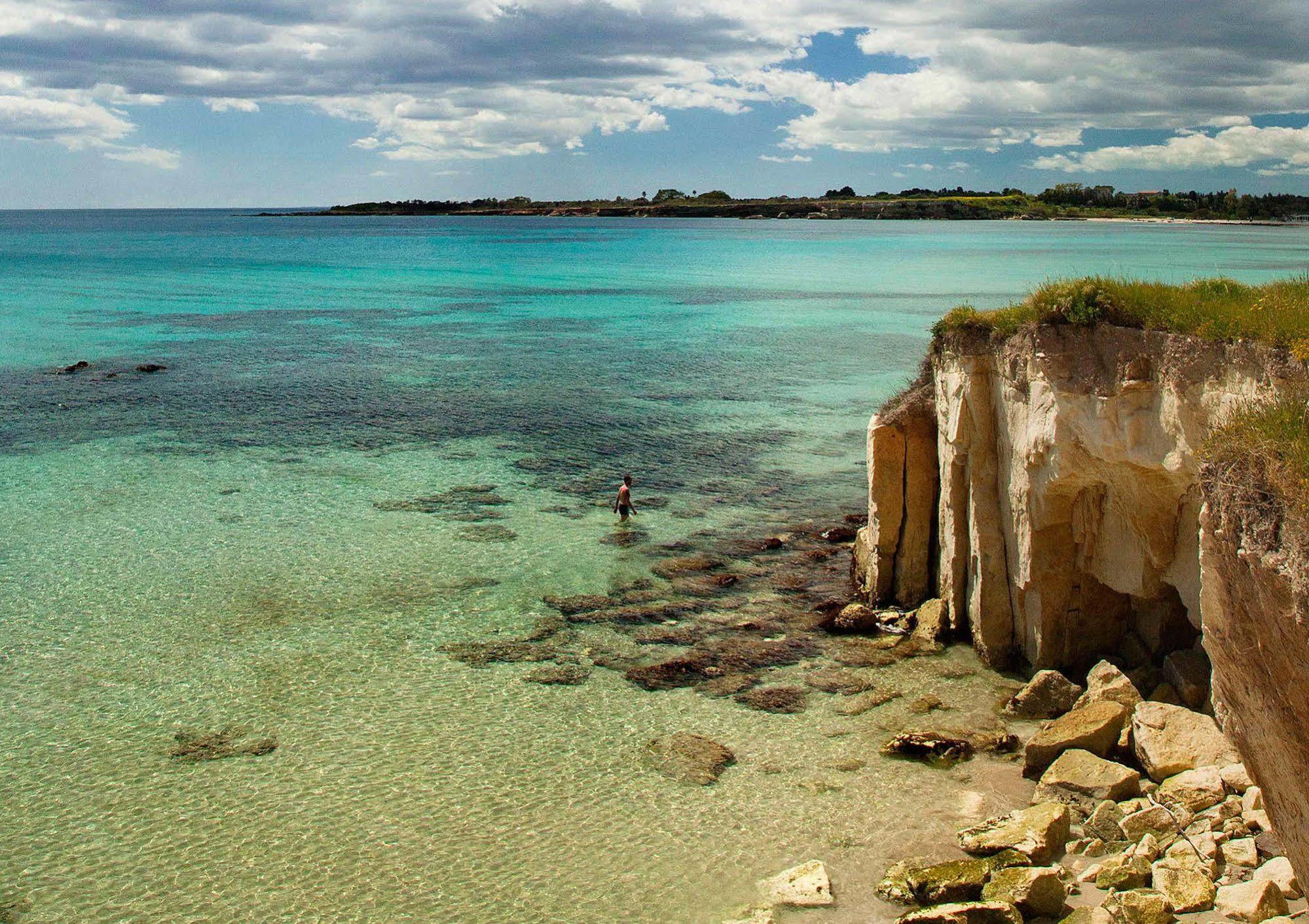 Calapetra Resort Fontane Bianche Bagian luar foto